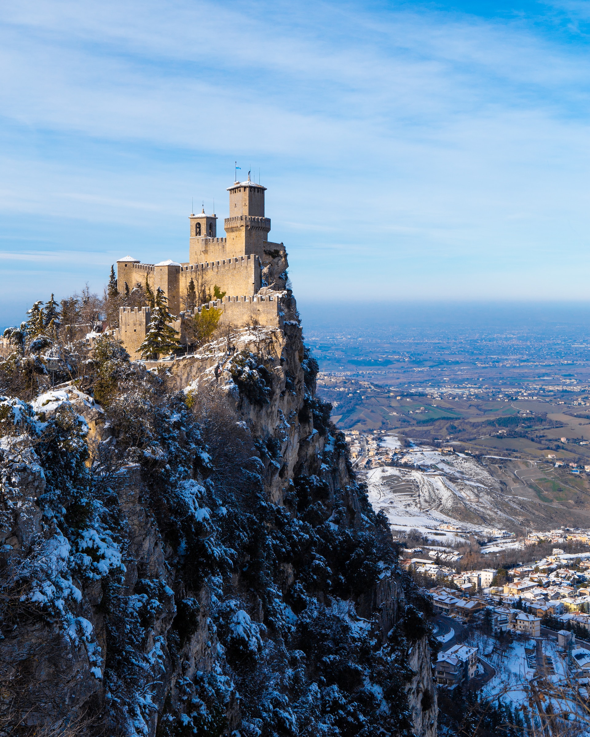 Visit San Marino, where you can enjoy in an unique Christmas celebration.