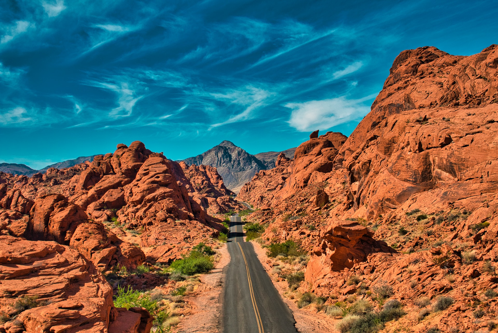 Nevada has a vast road network that traverses through some dramatic landscapes as well.